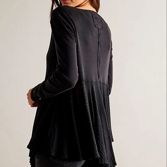 Free People Babydoll Fit Gray Thermal Top - Picture 9 of 9